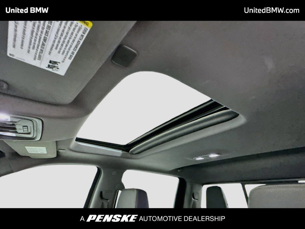 Used 2019 GMC Sierra 1500 SLT w/ SLT Premium Plus Package AWD/4WD image 19
