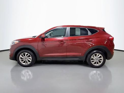 Used 2018 Hyundai Tucson SE image 5