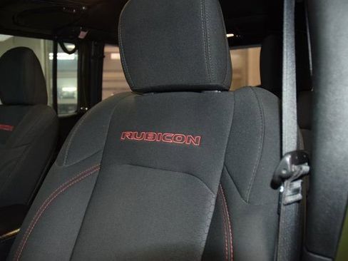 Used 2021 Jeep Wrangler Unlimited Rubicon AWD/4WD image 42