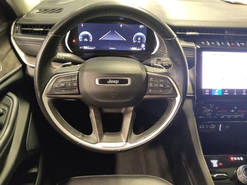 Used 2022 Jeep Grand Cherokee Limited AWD/4WD image 22