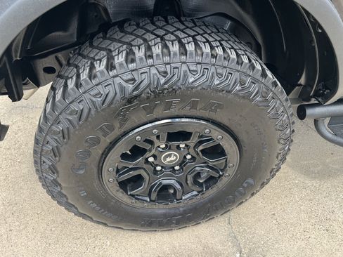 Used 2023 Ford Bronco Wildtrak AWD/4WD image 8