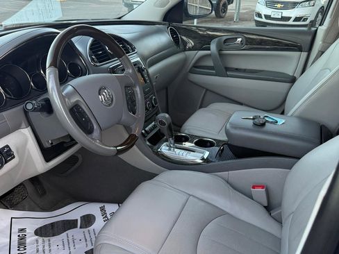 Used 2014 Buick Enclave Leather image 3