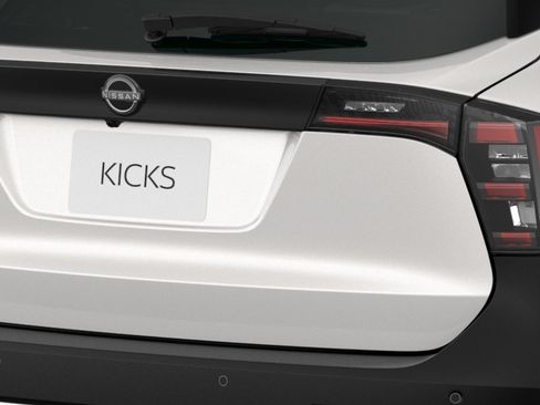 New 2026 Nissan Kicks SV w/ Interior Electronics Package FWD image 11