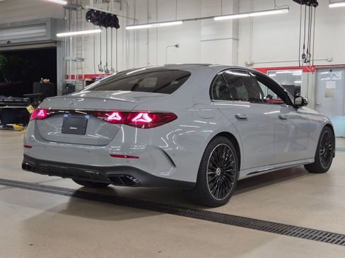 Used 2025 Mercedes-Benz E 350 Sedan image 5