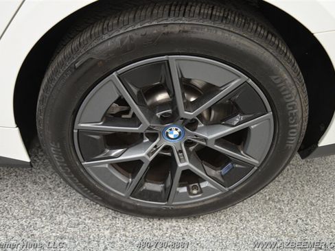 Used 2022 BMW i4 eDrive40 RWD image 51