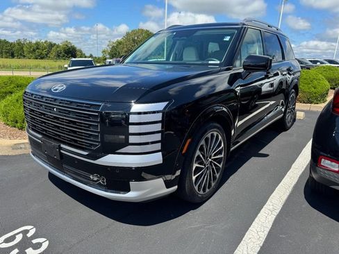 Used 2026 Hyundai Palisade Calligraphy AWD/4WD image 3