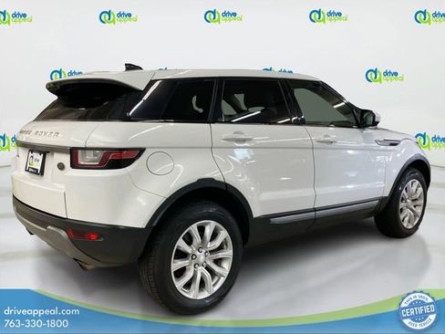 Used 2017 Land Rover Range Rover Evoque SE image 5