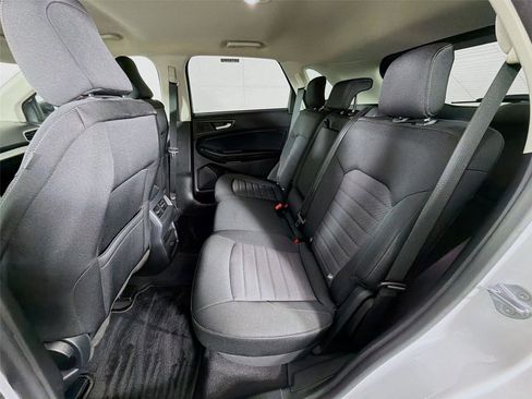 Used 2021 Ford Edge SE image 20
