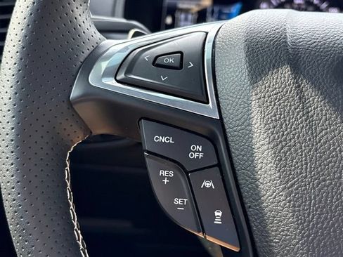 Used 2024 Ford Edge ST w/ Equipment Group 401A AWD/4WD image 21