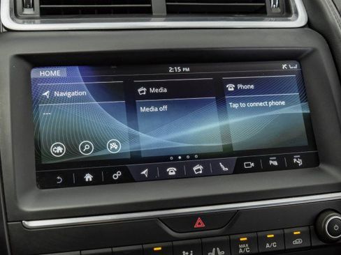 Used 2018 Jaguar E-PACE S image 27