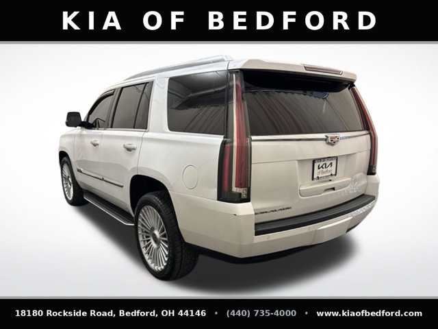 Used 2016 Cadillac Escalade Luxury AWD/4WD image 8
