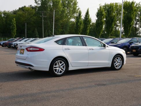 Used 2013 Ford Fusion SE FWD image 7