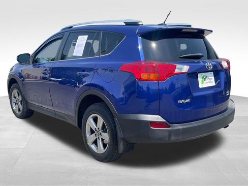 Used 2015 Toyota RAV4 XLE AWD/4WD image 6