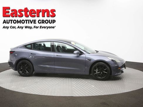 Used 2023 Tesla Model 3 Standard Range image 42
