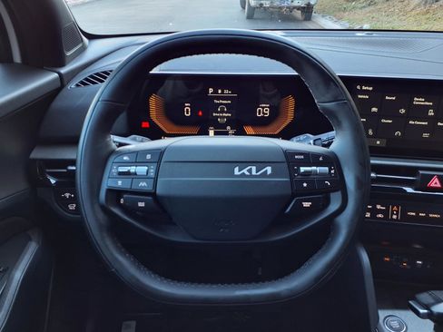 New 2026 Kia Sportage X-Line w/ X-Line Premium Package image 7