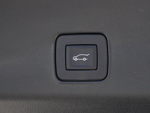 Used 2025 Chevrolet TrailBlazer RS w/ Convenience Package AWD/4WD image 15