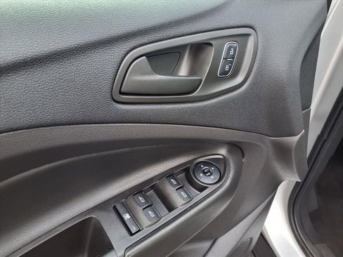 Used 2018 Ford Escape S image 27