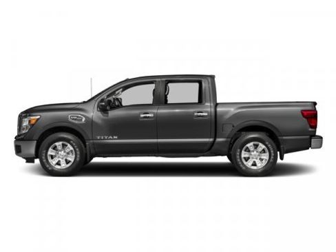 Used 2017 Nissan Titan SV image 4