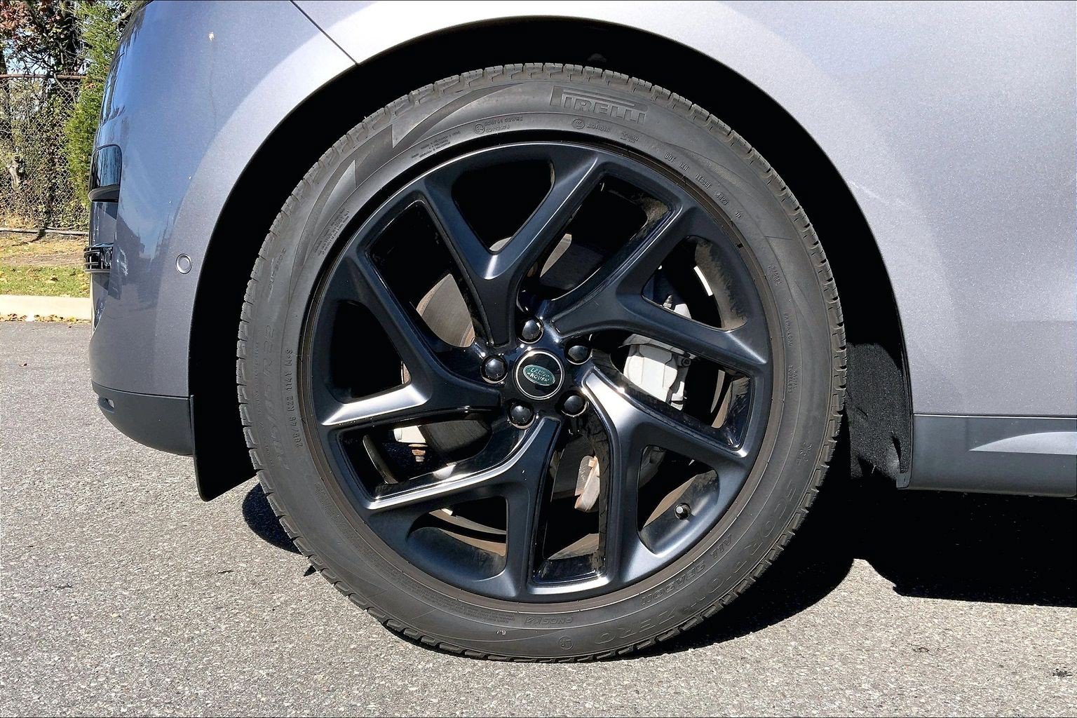 Used 2024 Land Rover Range Rover Sport SE AWD/4WD image 10