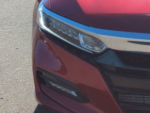 Used 2018 Honda Accord EX-L image 10