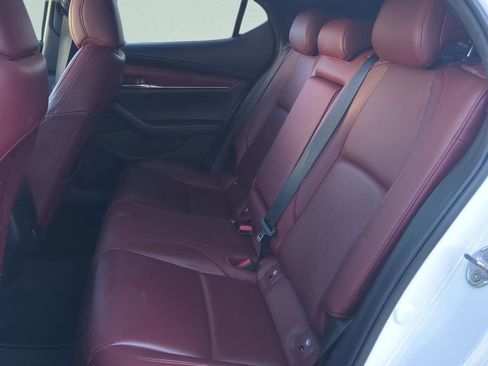 Used 2021 MAZDA MAZDA3 s image 21