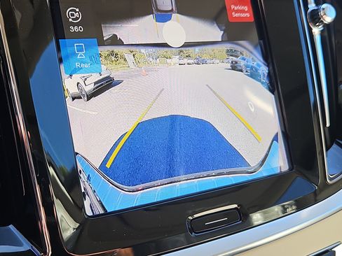 New 2026 Volvo V60 B5 Cross Country Plus w/ Protection Package Premier image 6