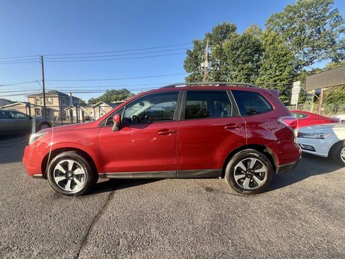 Used 2017 Subaru Forester 2.5i Premium w/ Popular Package #2A image 4
