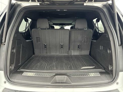 Used 2023 Chevrolet Suburban RST image 27
