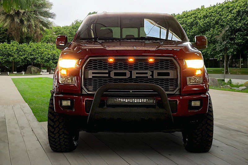 Used 2017 Ford F150 Lariat AWD/4WD image 2
