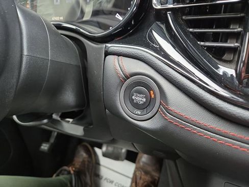 Used 2023 Dodge Durango GT image 21