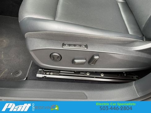Used 2021 Volkswagen ID.4 Pro S RWD image 23