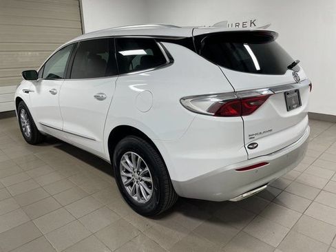 Used 2023 Buick Enclave Essence w/ Trailering Package, 5000 lbs. AWD/4WD image 4