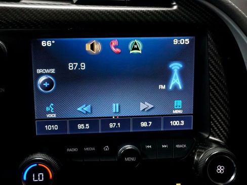 Used 2015 Chevrolet Corvette Z06 w/ 3LZ Preferred Equipment Group image 28