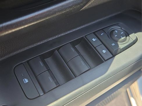 New 2026 Toyota Tacoma SR5 RWD image 18
