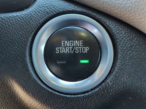 Certified 2023 Chevrolet Equinox LS FWD image 16