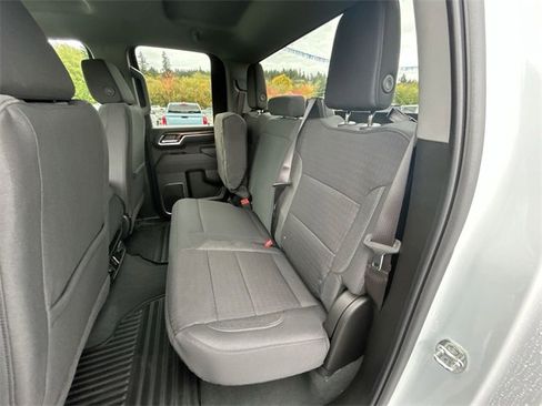 New 2026 Chevrolet Silverado 2500 LT image 24