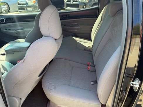 Used 2011 Toyota Tacoma 4x4 Double Cab w/ TRD Off-Road Pkg image 12