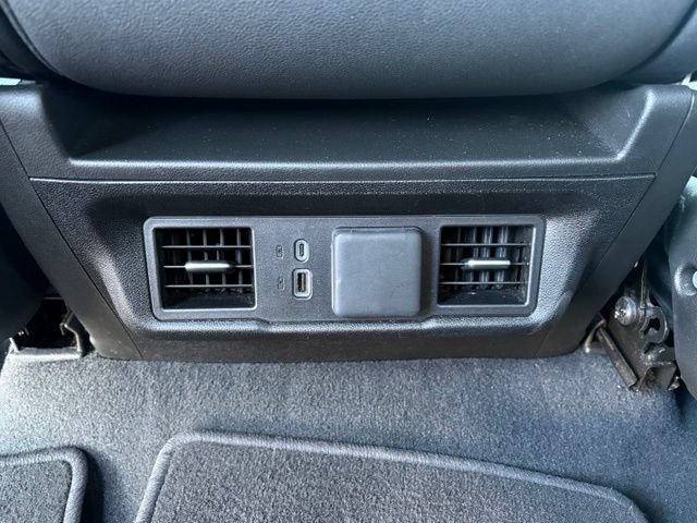 Used 2025 GMC Sierra 1500 SLT AWD/4WD image 13
