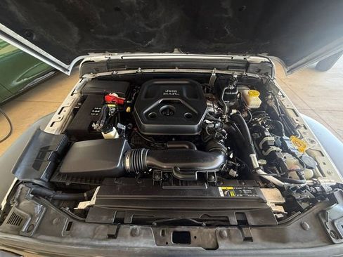 Used 2020 Jeep Wrangler Unlimited Sport AWD/4WD image 20