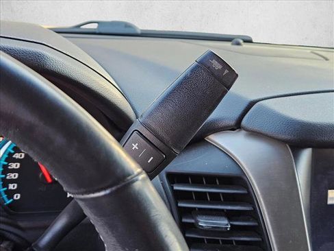 Used 2017 GMC Yukon XL Denali w/ Open Road Package image 12