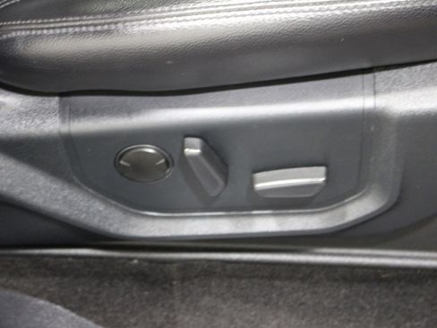 Used 2020 Ford Expedition XLT w/ Equipment Group 202A image 30