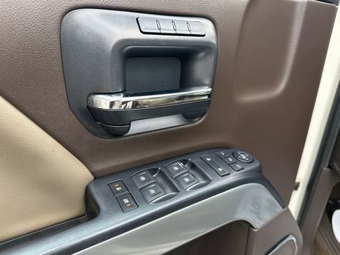Used 2015 Chevrolet Silverado 1500 LTZ Z71 w/ LTZ Plus Package image 17