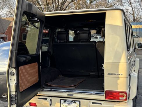 Used 2015 Mercedes-Benz G 63 AMG 4MATIC image 16