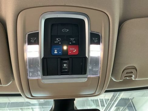 Used 2021 RAM 2500 Laramie AWD/4WD image 20