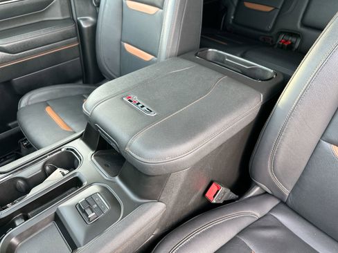 Used 2024 GMC Sierra 2500 AT4 w/ Technology Package AWD/4WD image 22