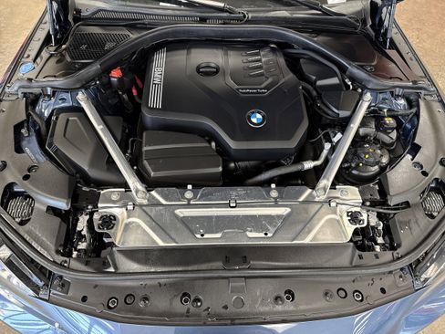 Used 2022 BMW 430i xDrive Convertible w/ Premium Package image 17