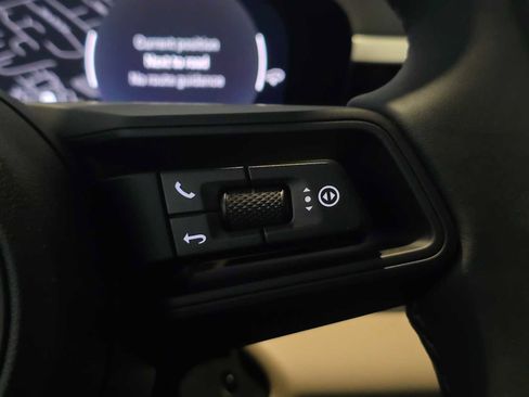 New 2025 Porsche Macan 4S Electric image 31