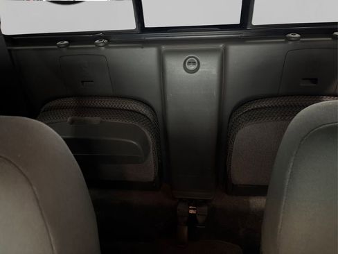 Used 2016 Nissan Frontier SV w/ SV Value Truck Package image 18