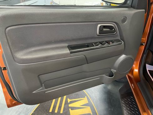 Used 2005 Chevrolet Colorado LS image 26