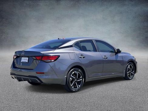 Used 2025 Nissan Sentra SV w/ All-Weather Package FWD image 2